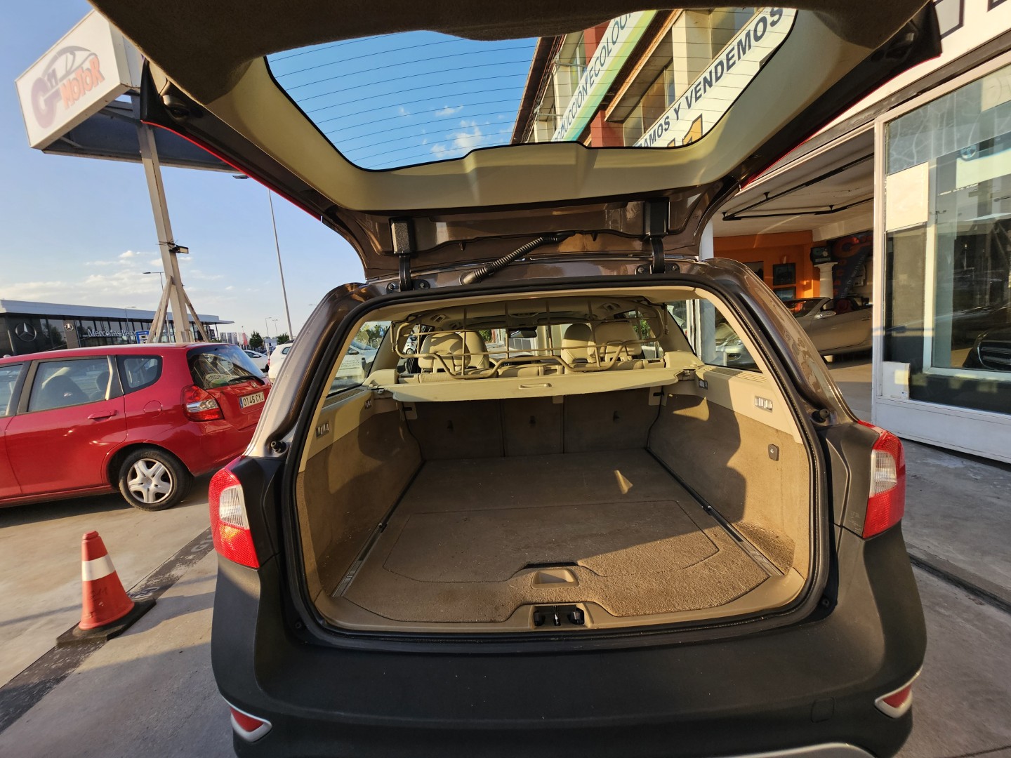 Pinchar en la imagen para ampliarla